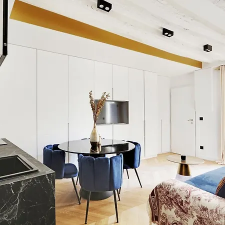 Pick A Flat's On Rue Montorgueil Apartment